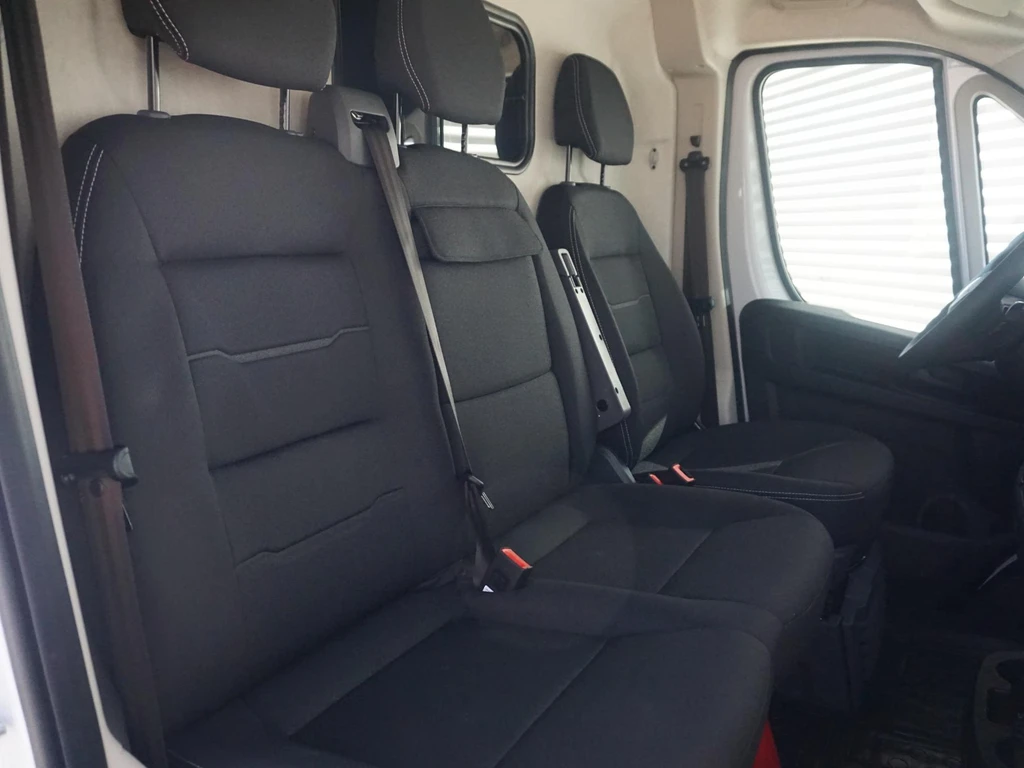 Opel Movano-e – foto 27