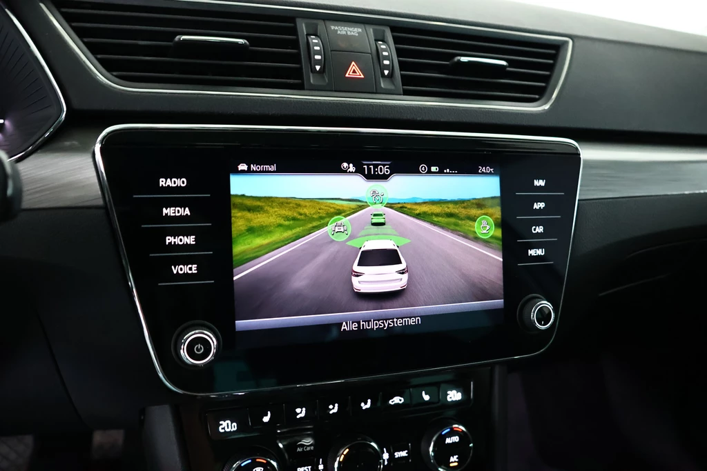Škoda Superb – foto 30