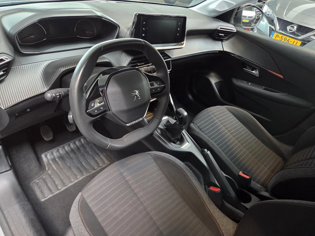 Peugeot 208 – foto 15