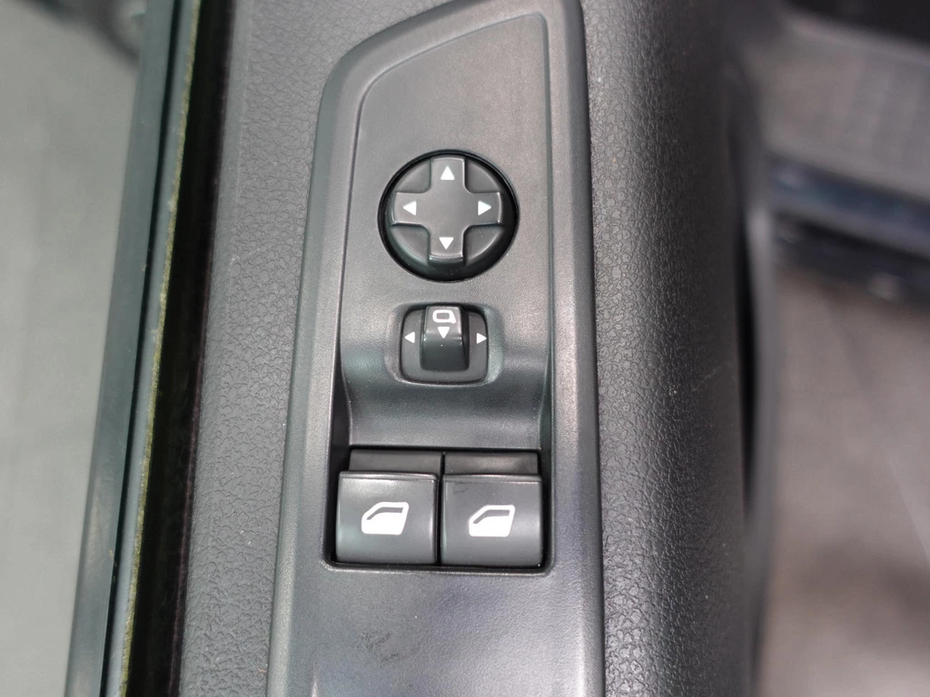 Opel Vivaro – foto 28
