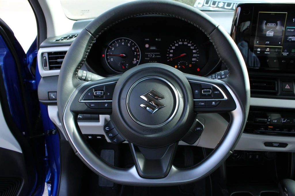 Suzuki Swift – foto 16