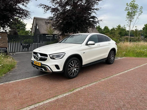 Mercedes-Benz GLC-klasse Coupé 300e 4MATIC Business Solution Luxury |  Burmester Surround | Schuifdak | 360 Camera | Digital Cockpit | NL-Auto |