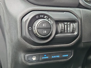 Jeep Wrangler – thumbnail 17