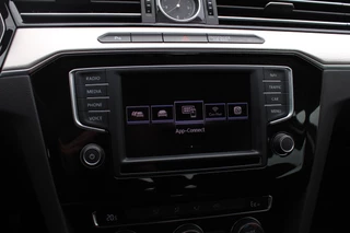 Volkswagen Passat – thumbnail 25