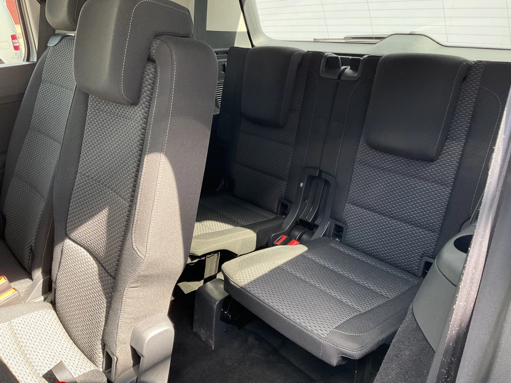 Volkswagen Touran – foto 11