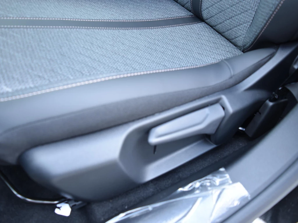 Peugeot e-208 – foto 20