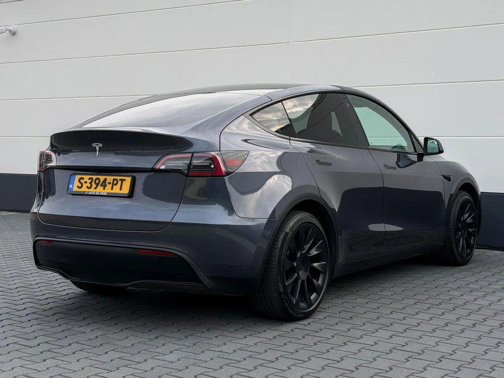 Tesla Model Y – foto 8
