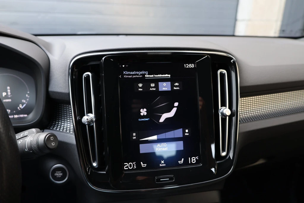 Volvo XC40 – foto 15