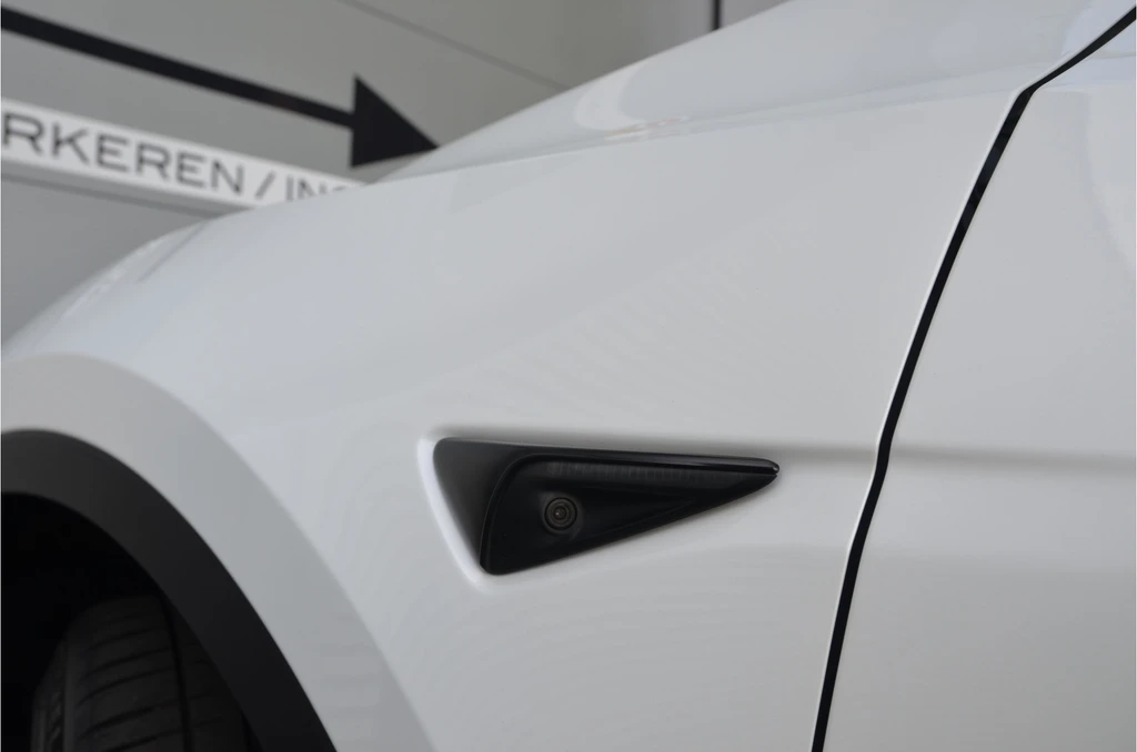 Tesla Model Y – foto 31