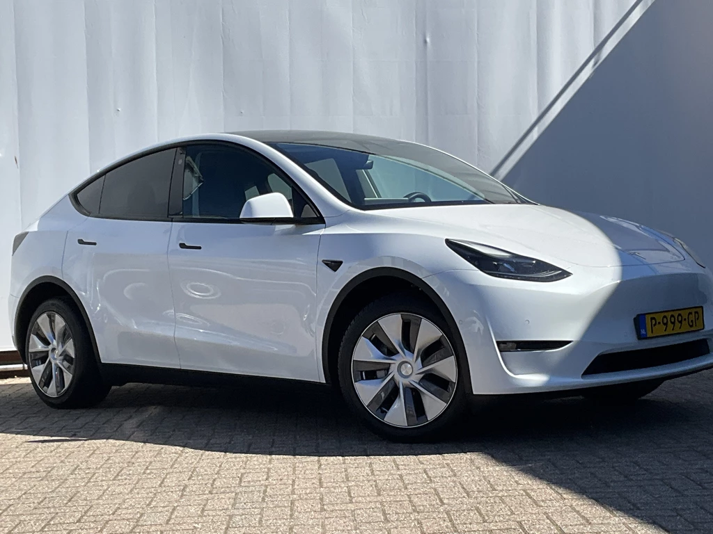 Tesla Model Y – foto 8