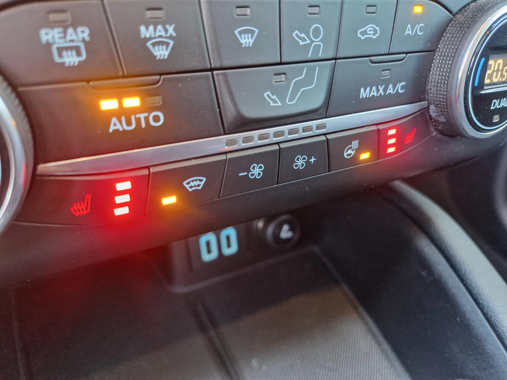 Ford Kuga – foto 16