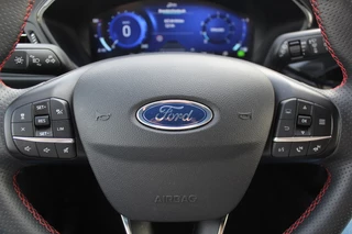 Ford Kuga – thumbnail 27