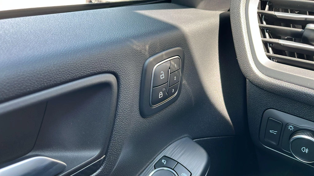 Ford Kuga – foto 28
