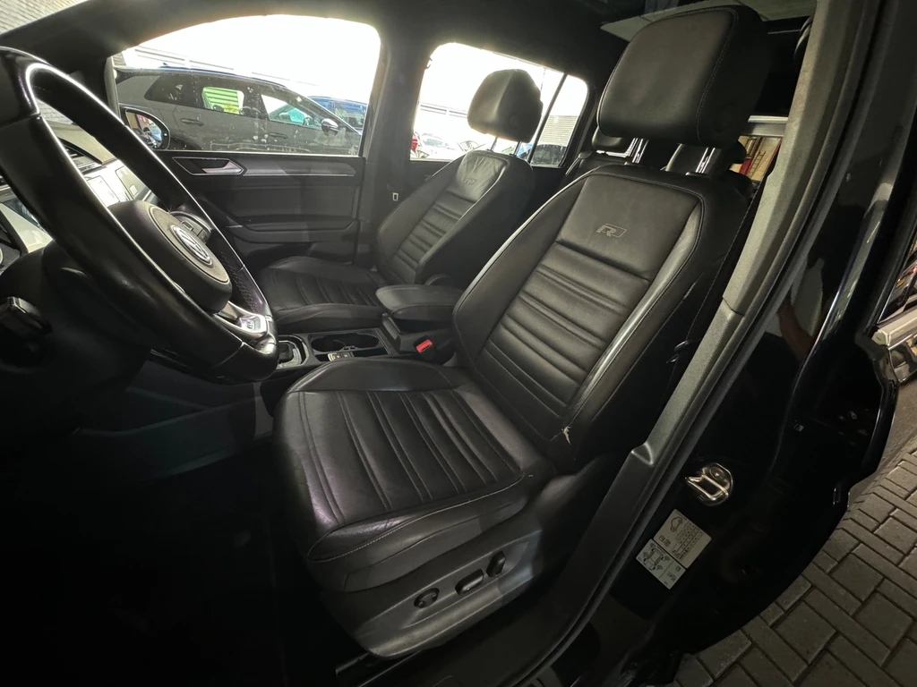 Volkswagen Touran – foto 10