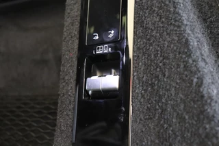 Land Rover Range Rover Sport – thumbnail 42