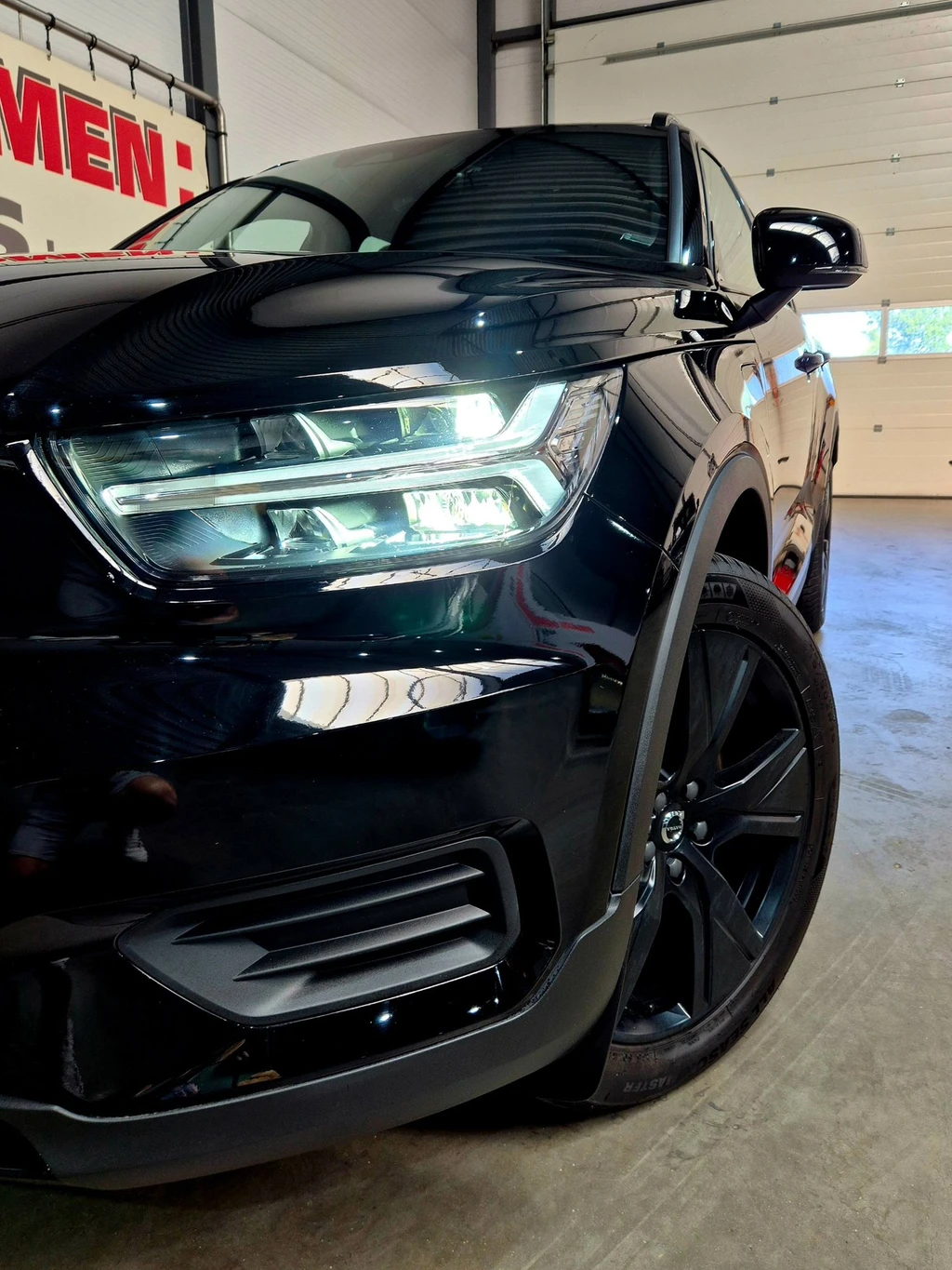 Volvo XC40 – foto 2