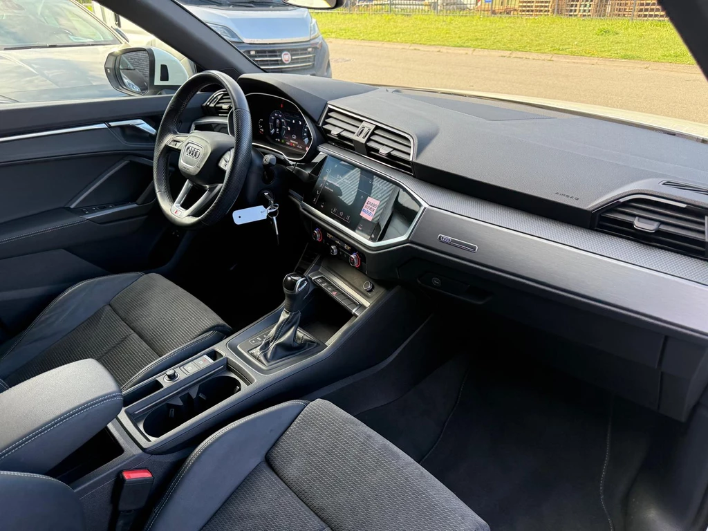 Audi Q3 – foto 39