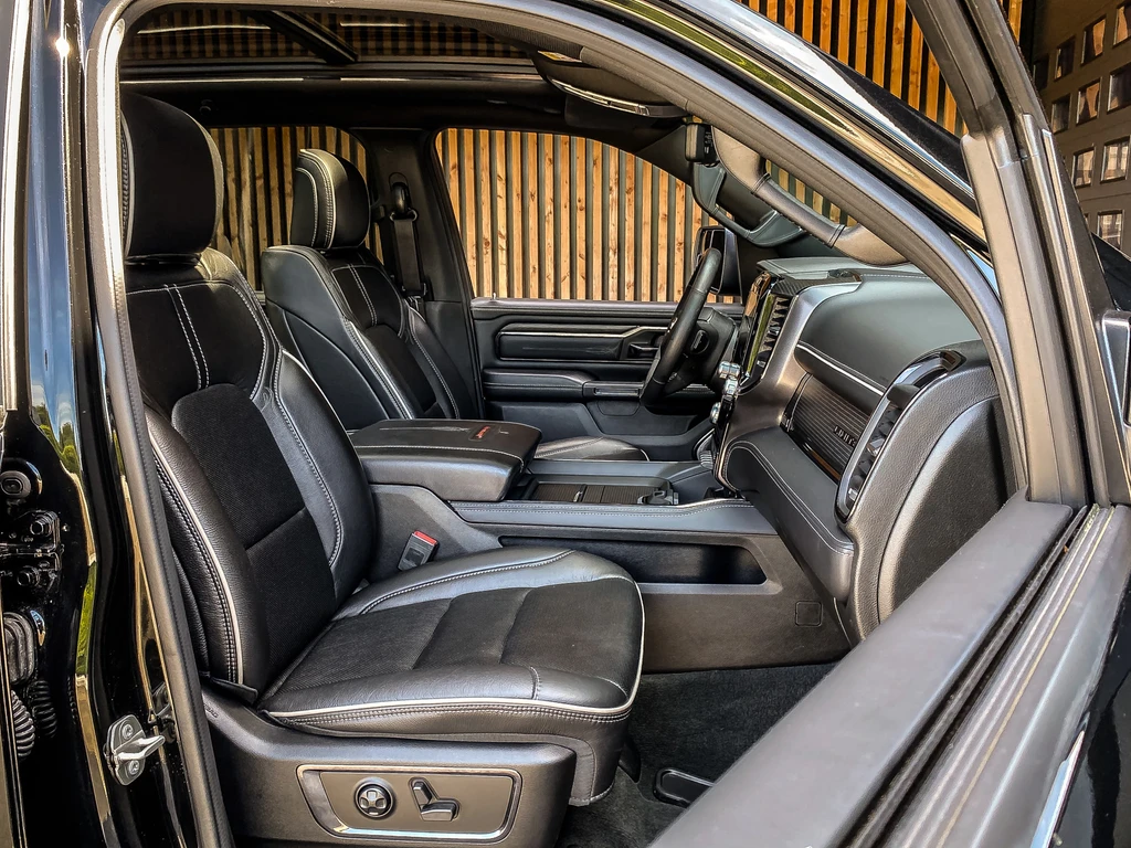 Dodge Ram 1500 – foto 27