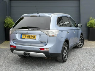 Mitsubishi Outlander – thumbnail 3