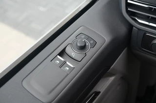 Ford E-Transit Custom – thumbnail 18
