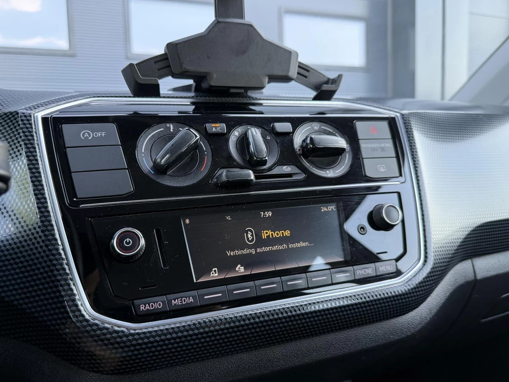Volkswagen up! – foto 18