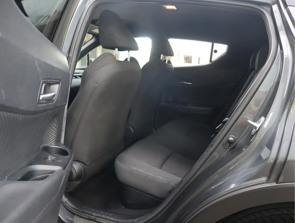 Toyota C-HR – foto 9