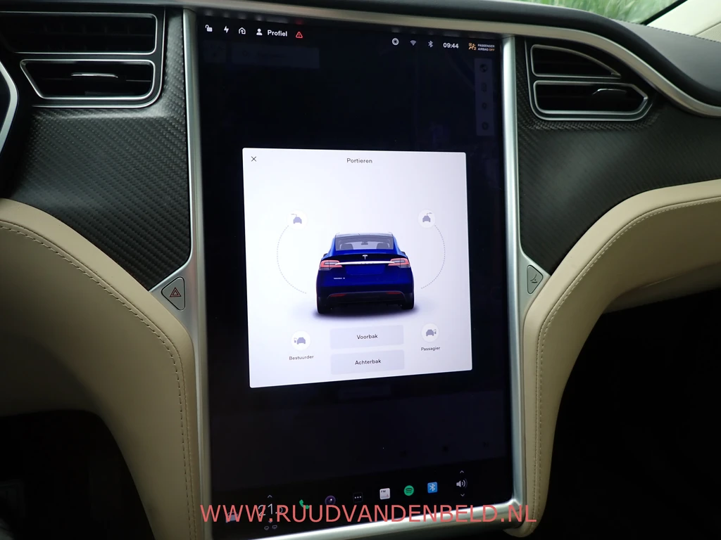 Tesla Model X – foto 20