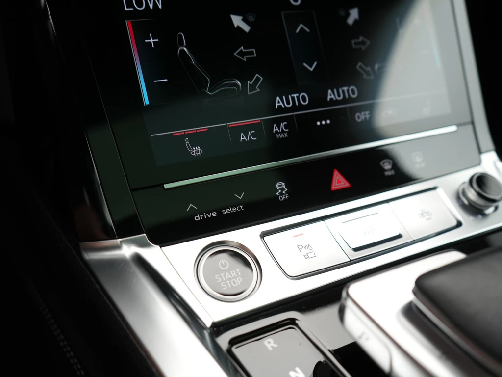 Audi Q8 Sportback e-tron – foto 34
