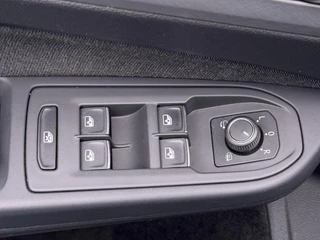 Volkswagen Golf – thumbnail 32
