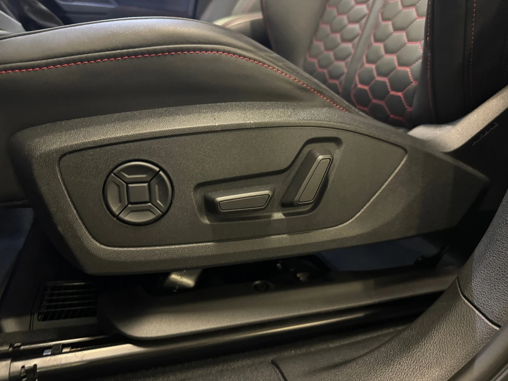 Audi RSQ3 – foto 18