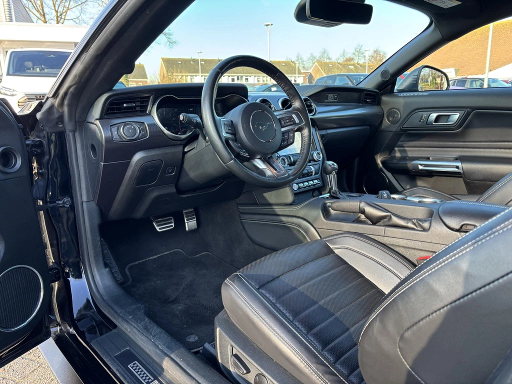 Ford Mustang – foto 12