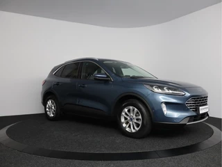 Ford Kuga – thumbnail 8