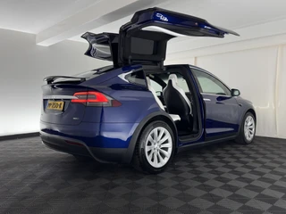 Tesla Model X – thumbnail 6