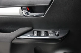 Toyota Hilux – thumbnail 23