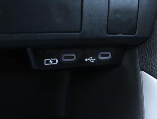 Toyota Yaris – thumbnail 36