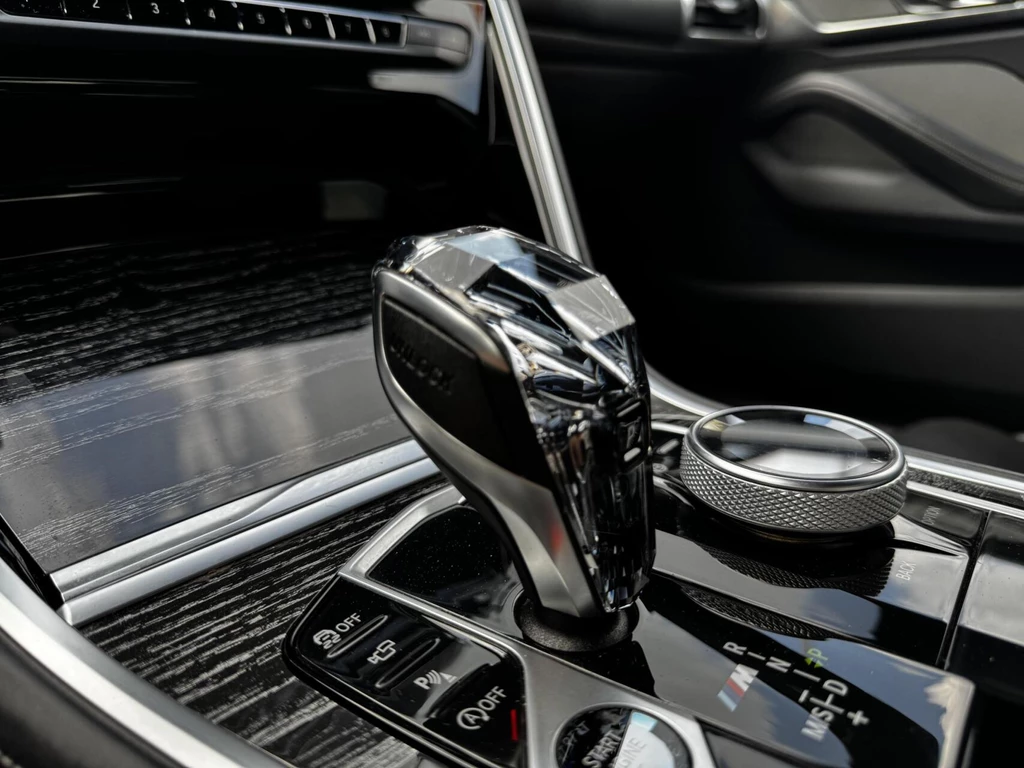 BMW 8 Serie – foto 32