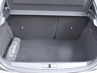 Peugeot 208 – thumbnail 18