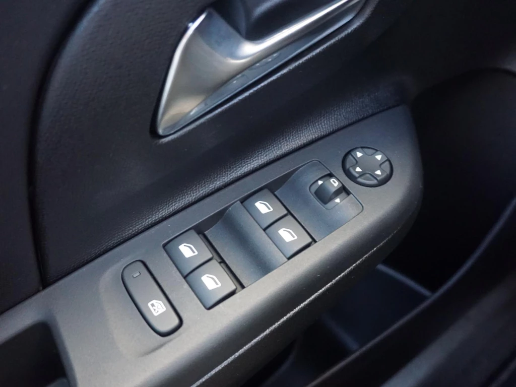 Opel Corsa – foto 10