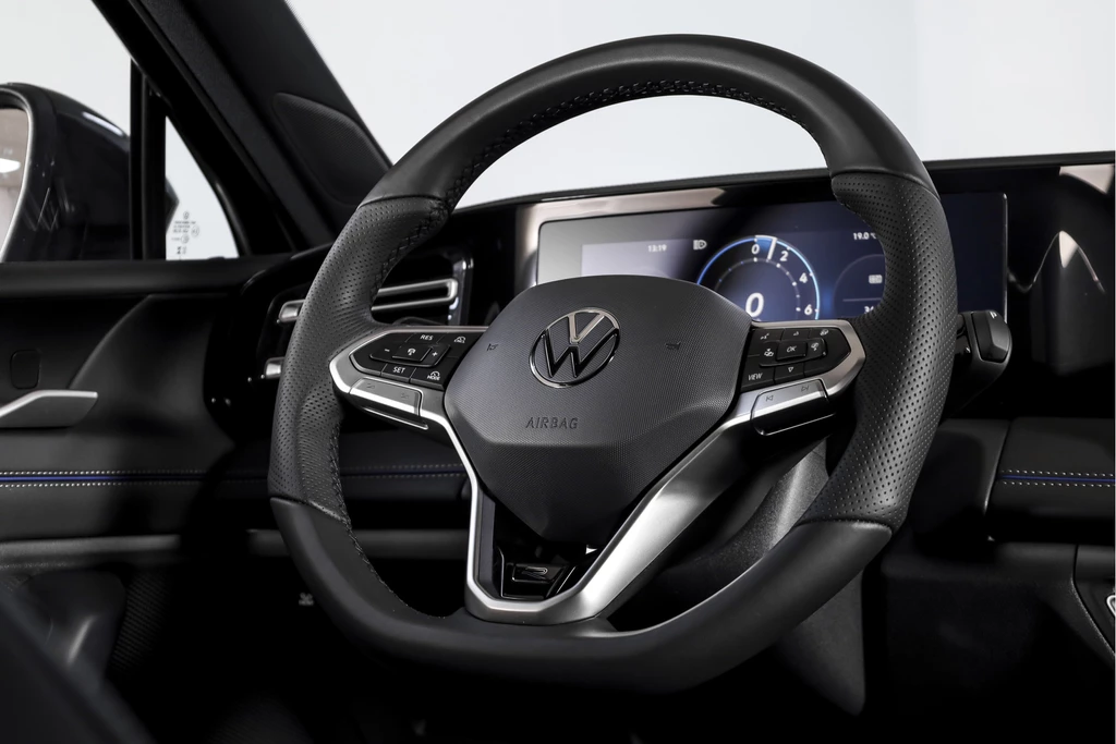 Volkswagen Tiguan – foto 16