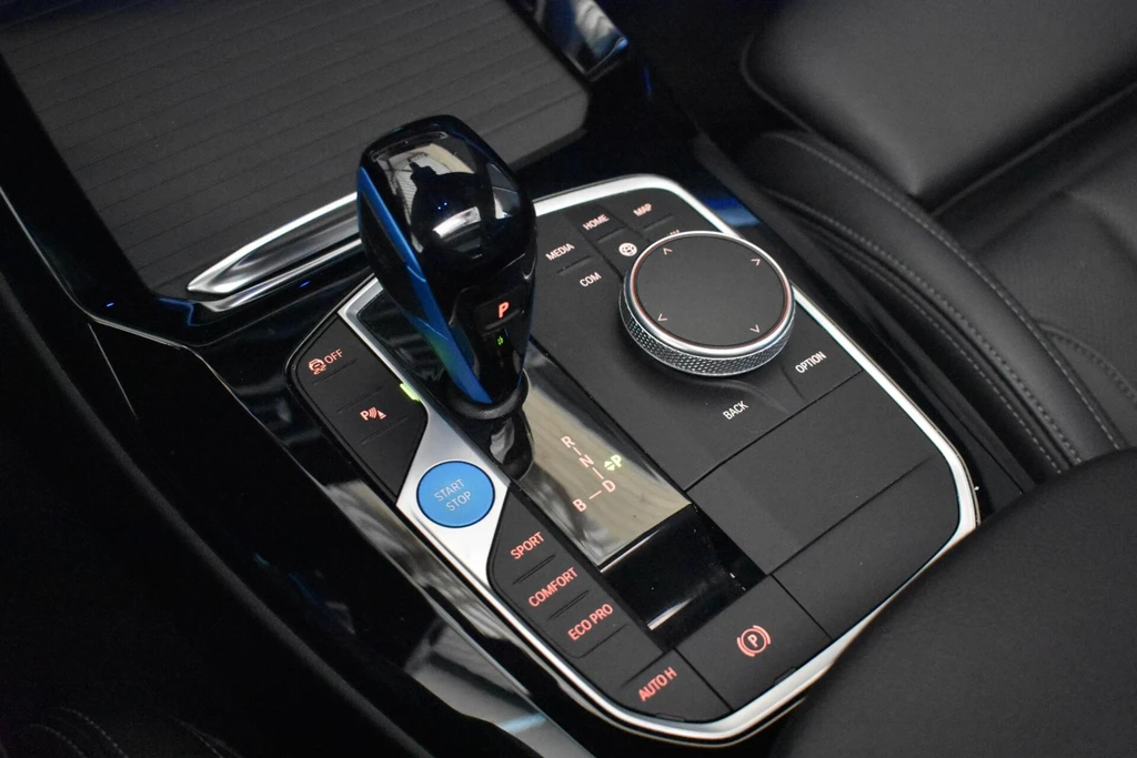 BMW iX3 – foto 23