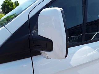 Ford Transit Custom – thumbnail 32