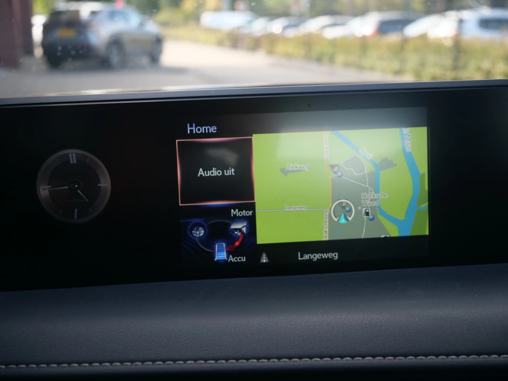 Lexus UX – foto 15