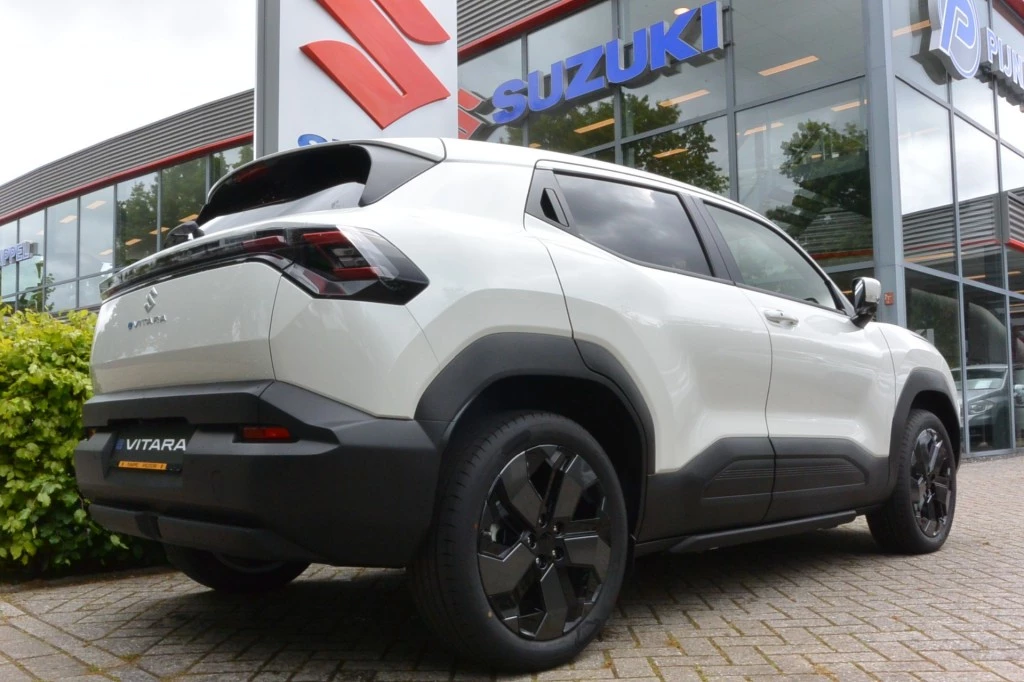 Suzuki e Vitara – foto 8