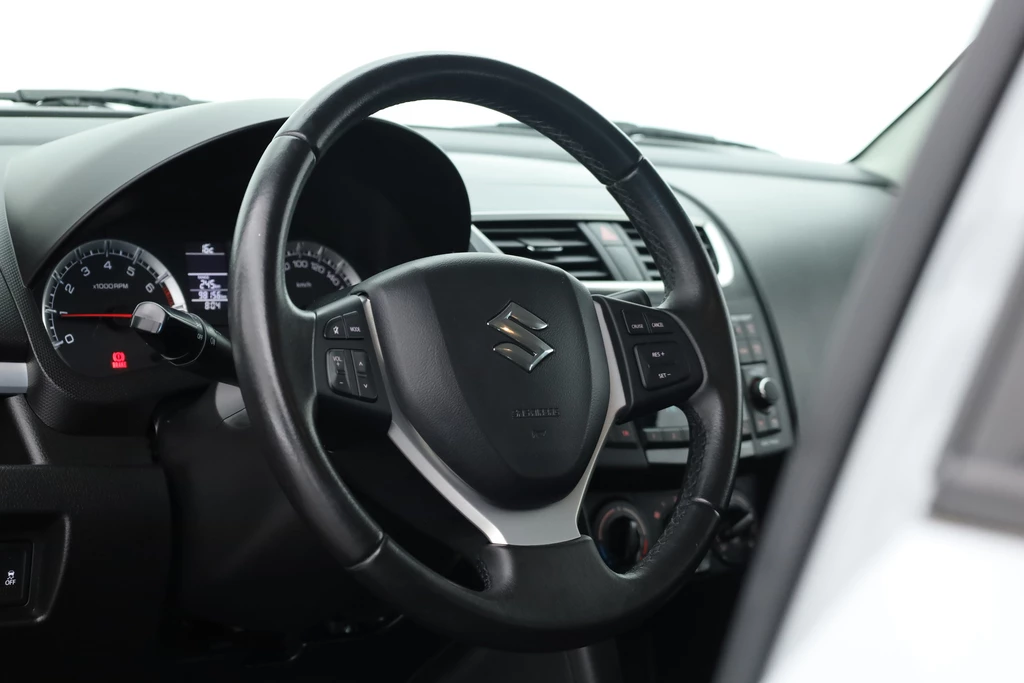 Suzuki Swift – foto 6
