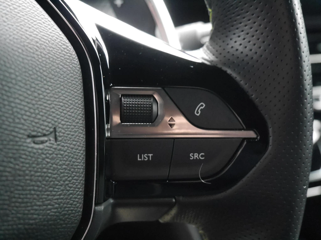Peugeot 208 – foto 25