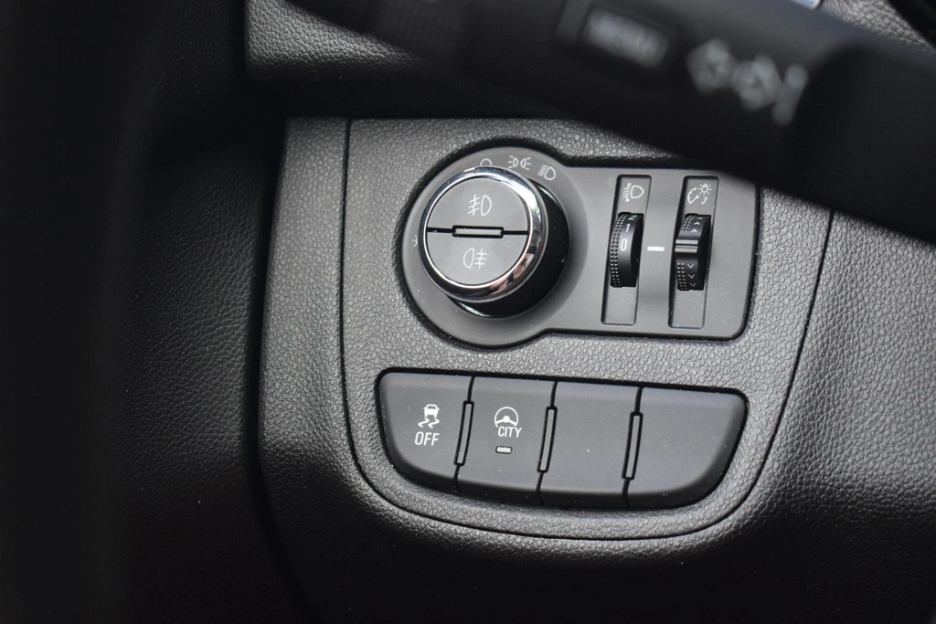 Opel KARL – foto 21