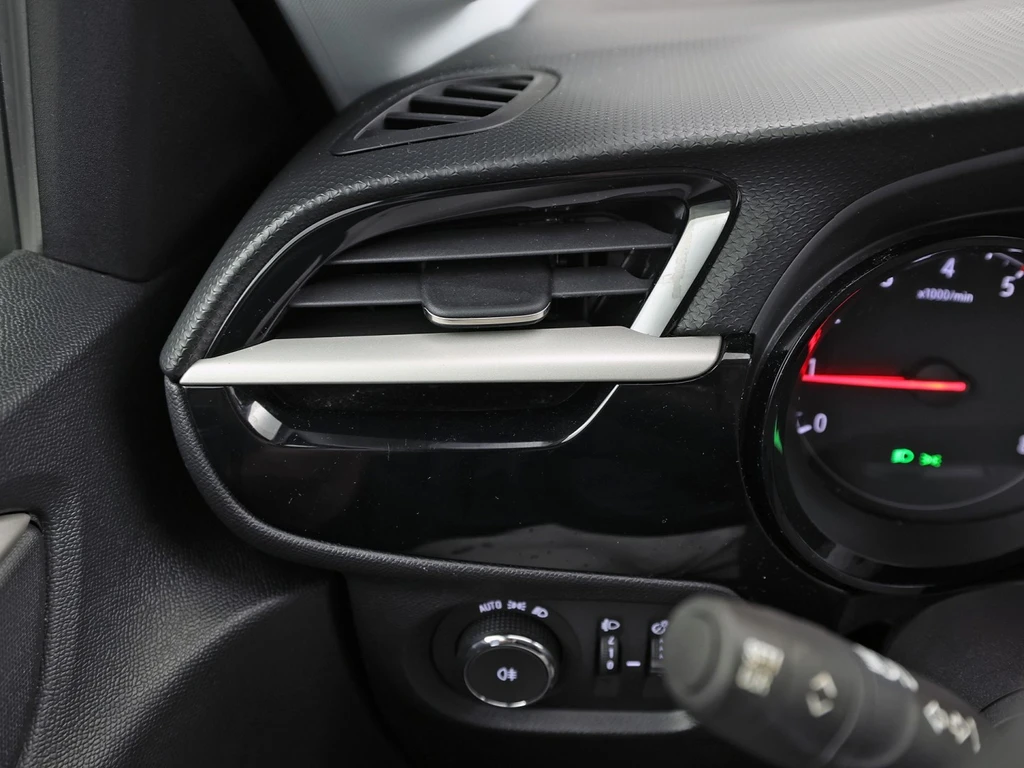 Opel Corsa – foto 32