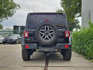Jeep Wrangler – thumbnail 4