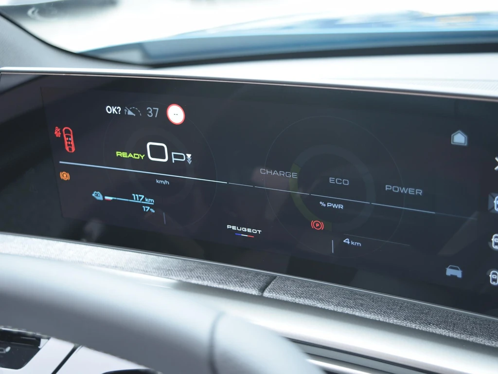 Peugeot e-3008 – foto 8