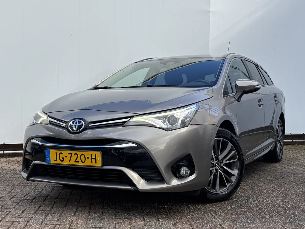 Toyota Avensis – foto 3